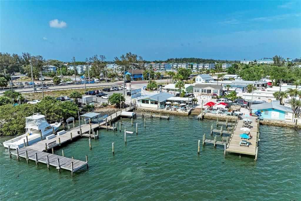 En Venta: $350,000 (2 camas, 2 baños, 864 Pies cuadrados)