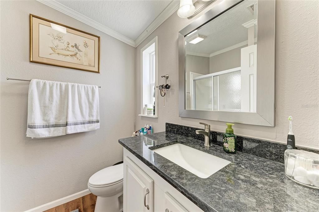 En Venta: $350,000 (2 camas, 2 baños, 864 Pies cuadrados)