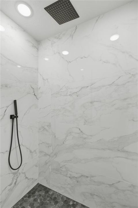 For Sale: $274,900 (3 beds, 2 baths, 1492 Square Feet)