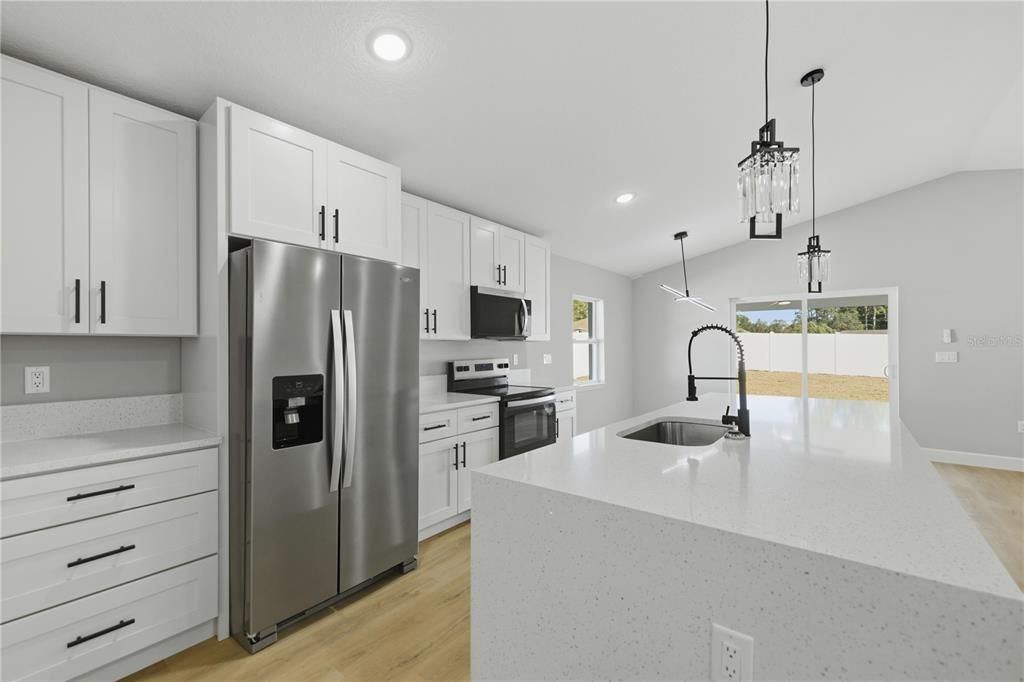 For Sale: $274,900 (3 beds, 2 baths, 1492 Square Feet)