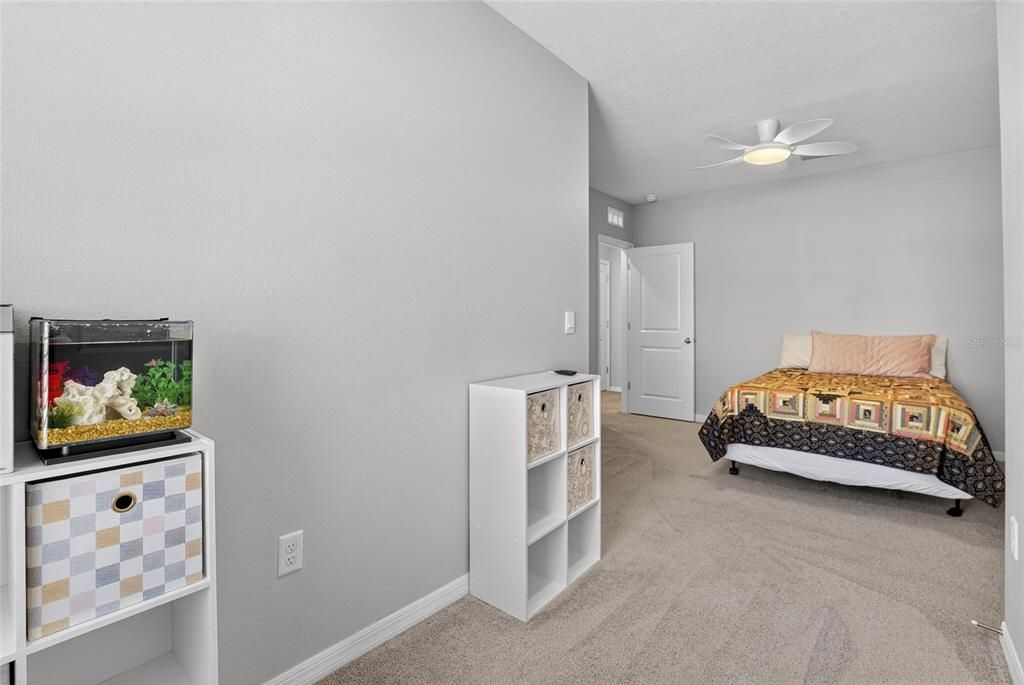 For Sale: $295,000 (3 beds, 2 baths, 1695 Square Feet)