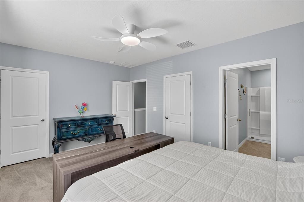 For Sale: $295,000 (3 beds, 2 baths, 1695 Square Feet)