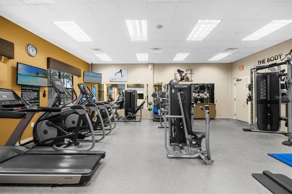 待售: $177,000 (2 贝兹, 2 浴室, 957 平方英尺)