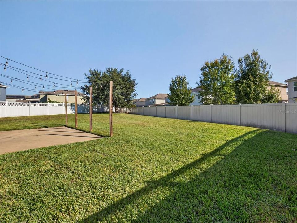 Под контрактом: $445,000 (3 спален, 2 ванн, 1942 Квадратных фут)