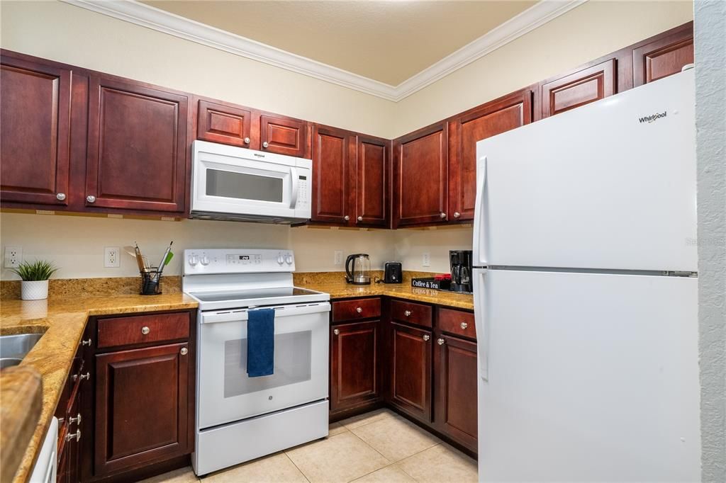 For Sale: $249,999 (3 beds, 2 baths, 1244 Square Feet)