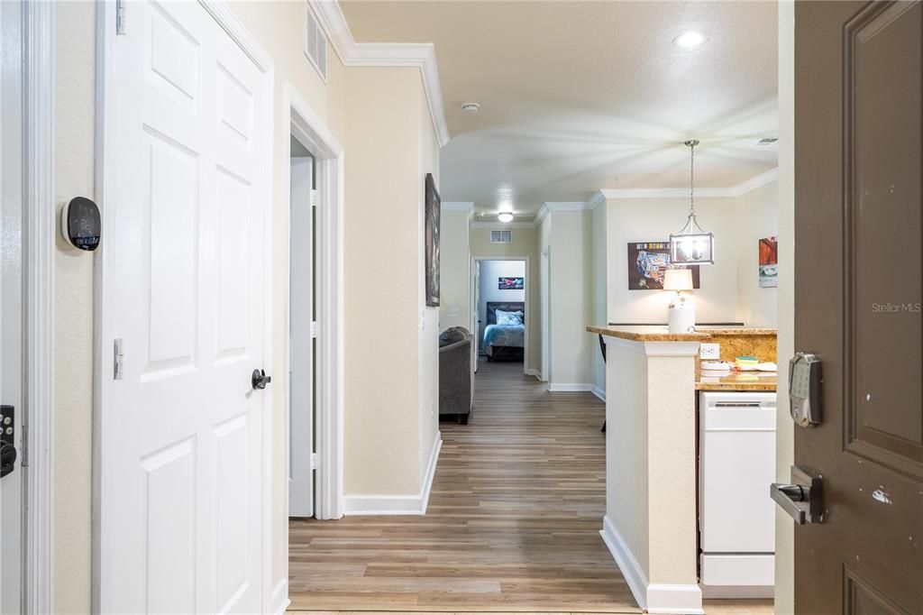 For Sale: $249,999 (3 beds, 2 baths, 1244 Square Feet)