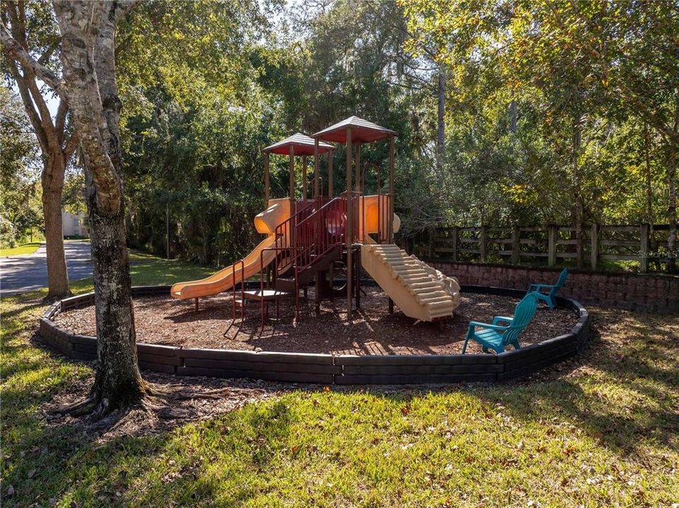 For Sale: $249,999 (3 beds, 2 baths, 1244 Square Feet)