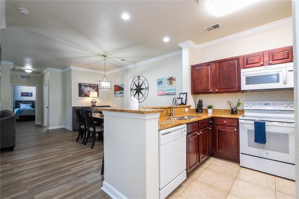 For Sale: $249,999 (3 beds, 2 baths, 1244 Square Feet)