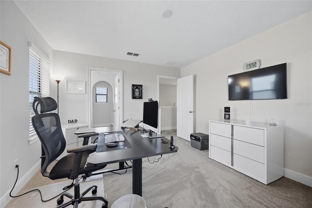 For Rent: $2,800 (4 beds, 4 baths, 2537 Square Feet)