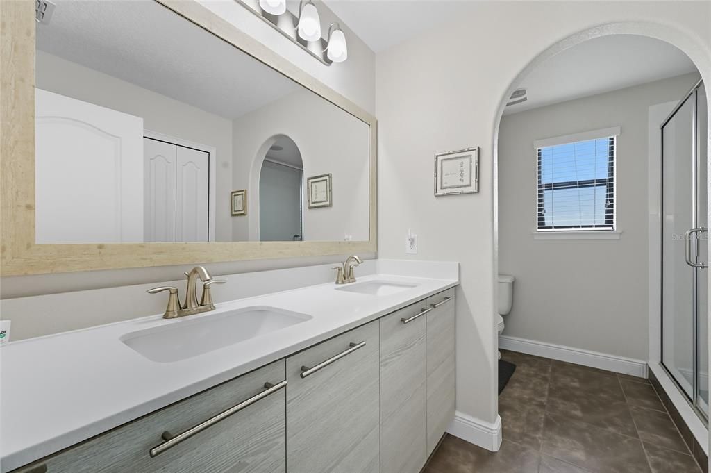 For Rent: $2,800 (4 beds, 4 baths, 2537 Square Feet)