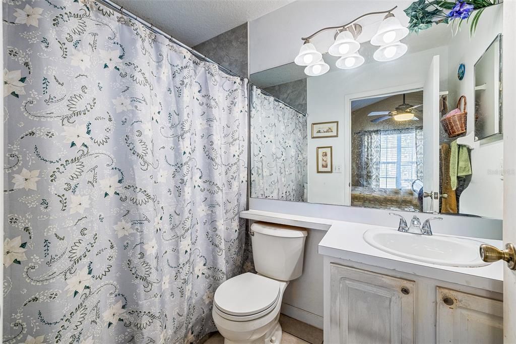 For Sale: $275,000 (3 beds, 2 baths, 1177 Square Feet)