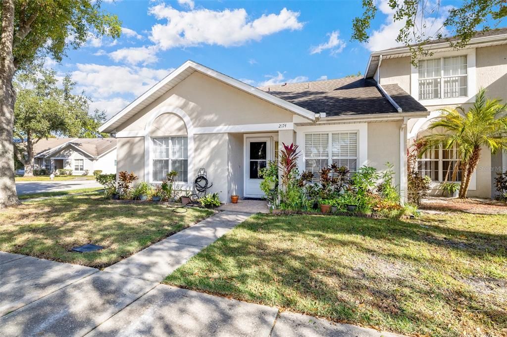 For Sale: $275,000 (3 beds, 2 baths, 1177 Square Feet)