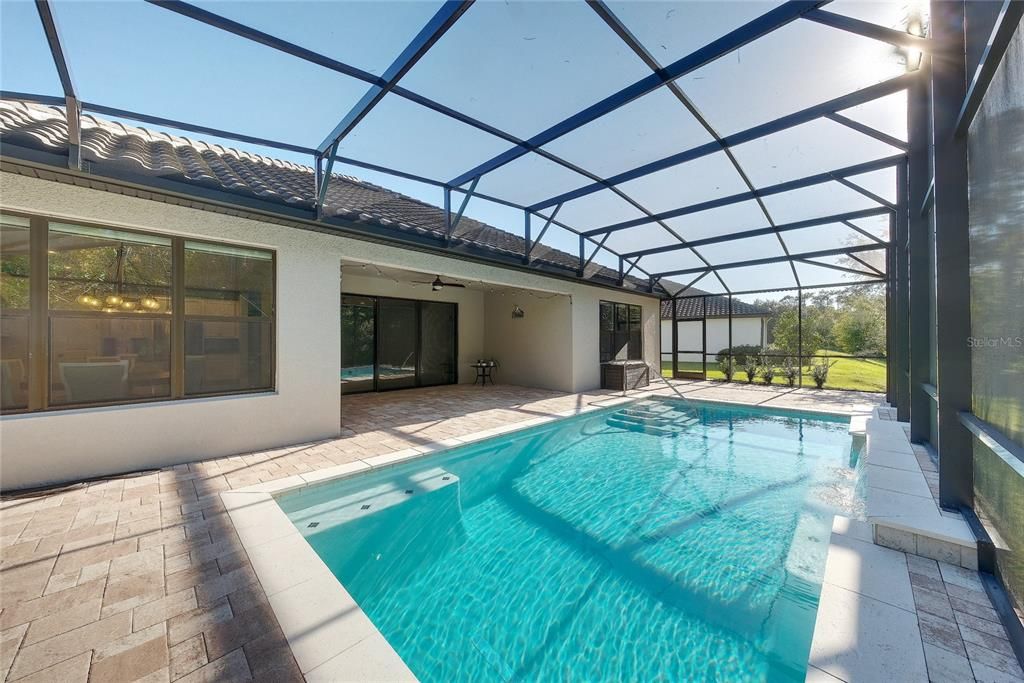 For Sale: $569,000 (4 beds, 3 baths, 2727 Square Feet)