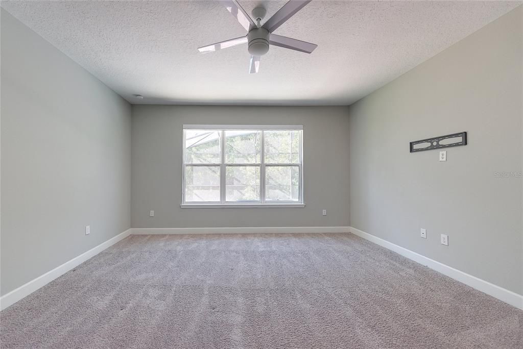 For Sale: $569,000 (4 beds, 3 baths, 2727 Square Feet)