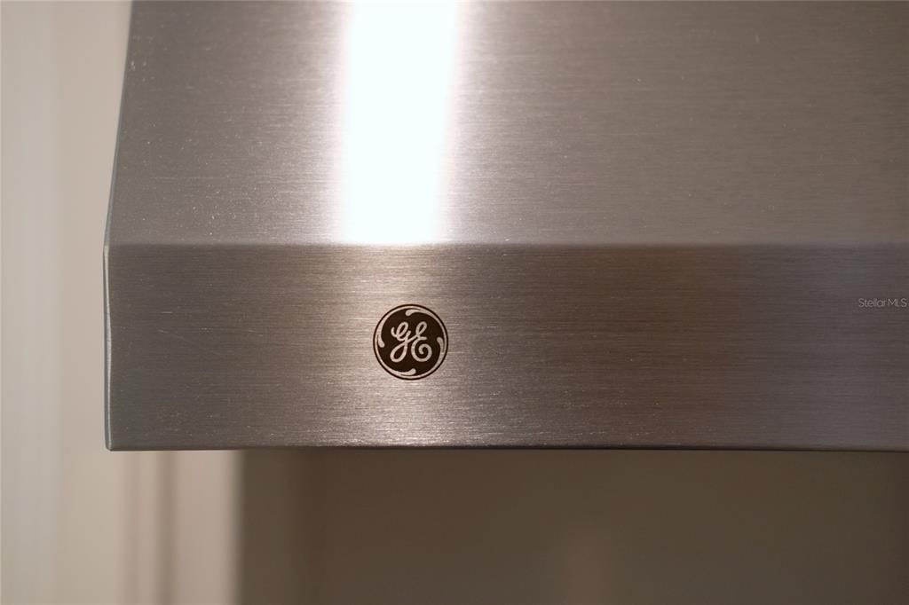 For Sale: $569,000 (4 beds, 3 baths, 2727 Square Feet)