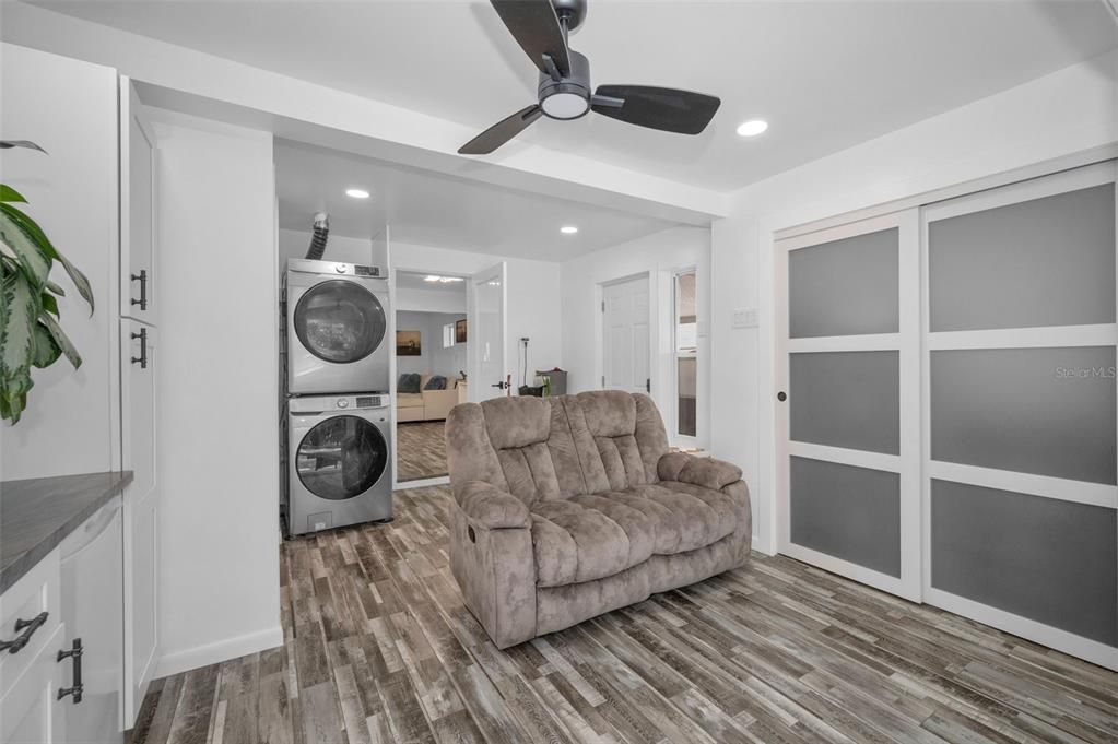 На продажу: $624,900 (3 спален, 2 ванн, 1114 Квадратных фут)