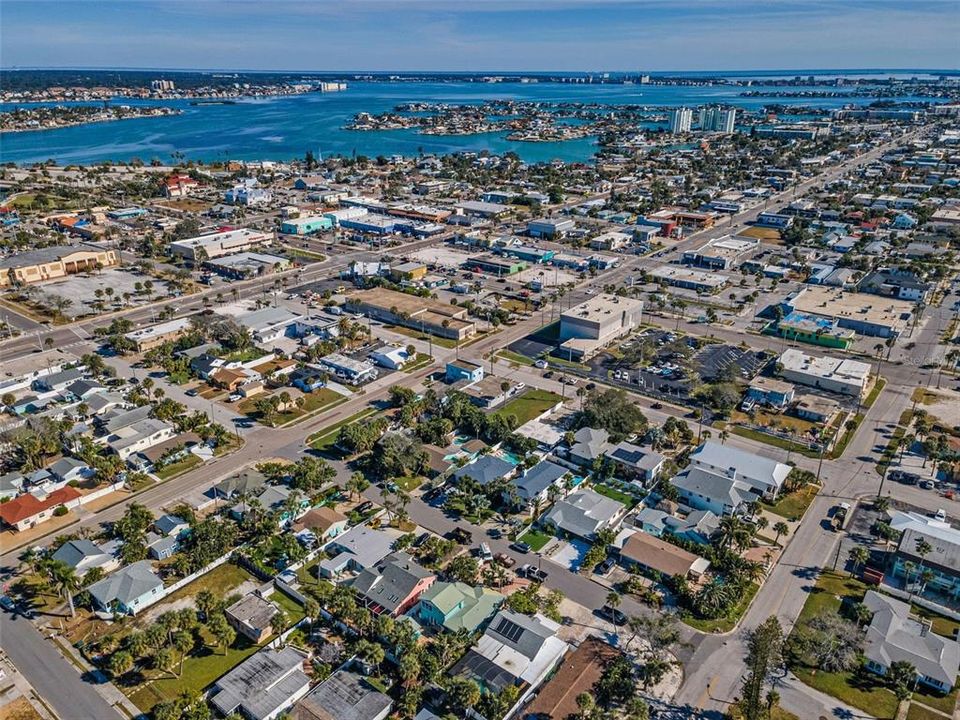 На продажу: $624,900 (3 спален, 2 ванн, 1114 Квадратных фут)