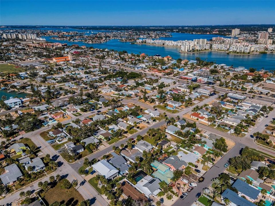 На продажу: $624,900 (3 спален, 2 ванн, 1114 Квадратных фут)