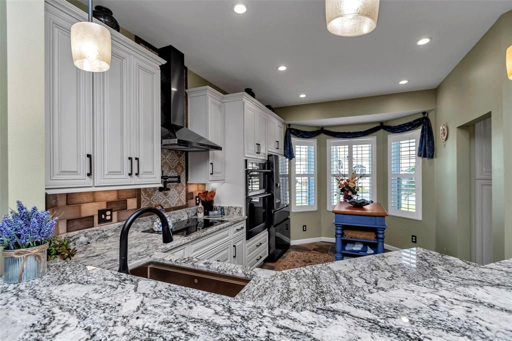 For Sale: $274,900 (2 beds, 2 baths, 1536 Square Feet)