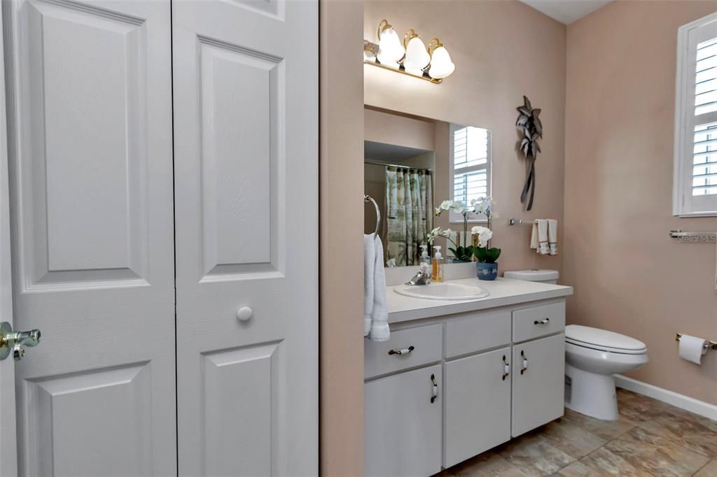 For Sale: $274,900 (2 beds, 2 baths, 1536 Square Feet)