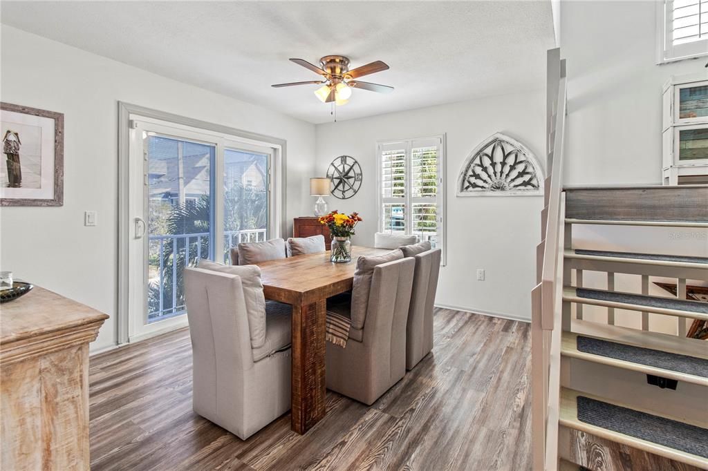 На продажу: $875,000 (3 спален, 2 ванн, 1536 Квадратных фут)