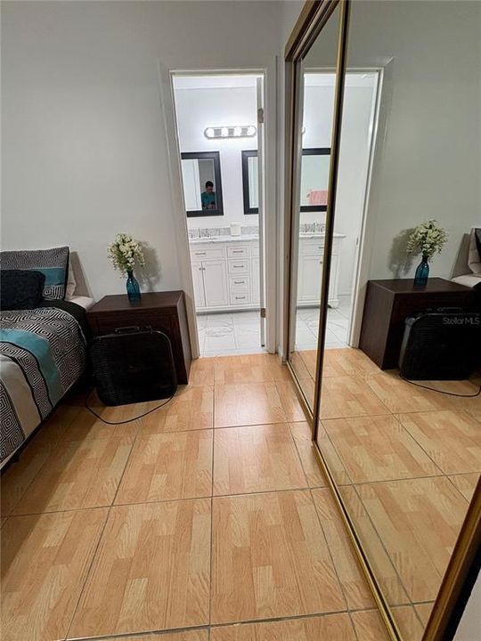 На продажу: $189,999 (2 спален, 2 ванн, 938 Квадратных фут)