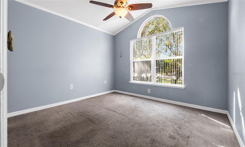 For Sale: $325,000 (3 beds, 2 baths, 1632 Square Feet)