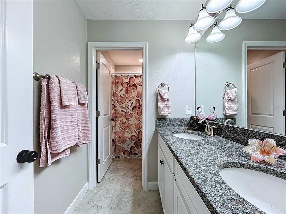 For Sale: $549,000 (4 beds, 3 baths, 2555 Square Feet)