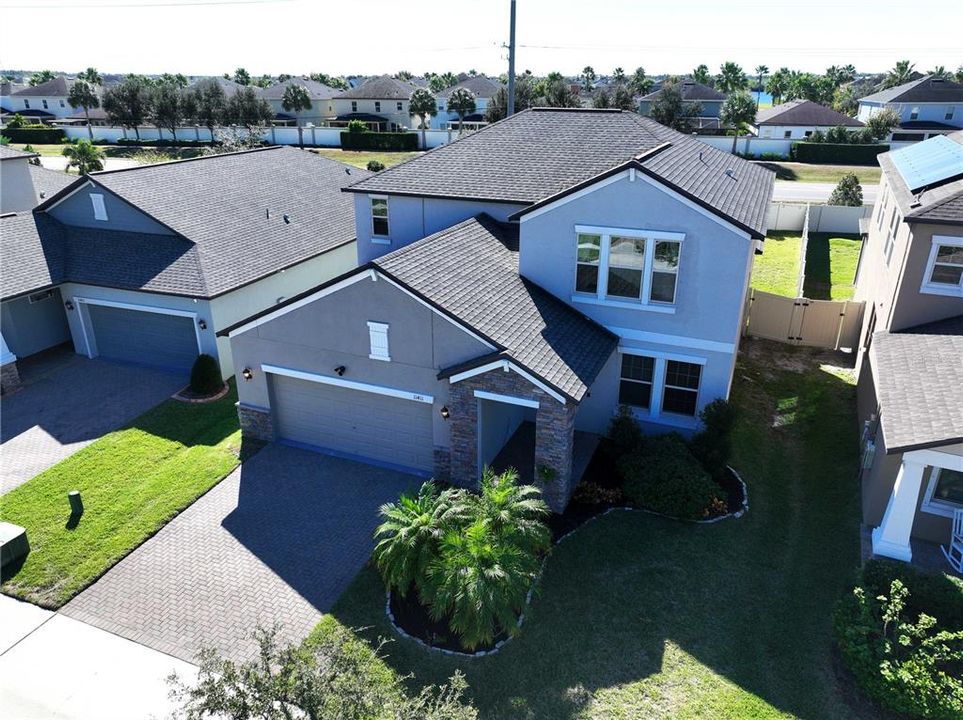 For Sale: $549,000 (4 beds, 3 baths, 2555 Square Feet)