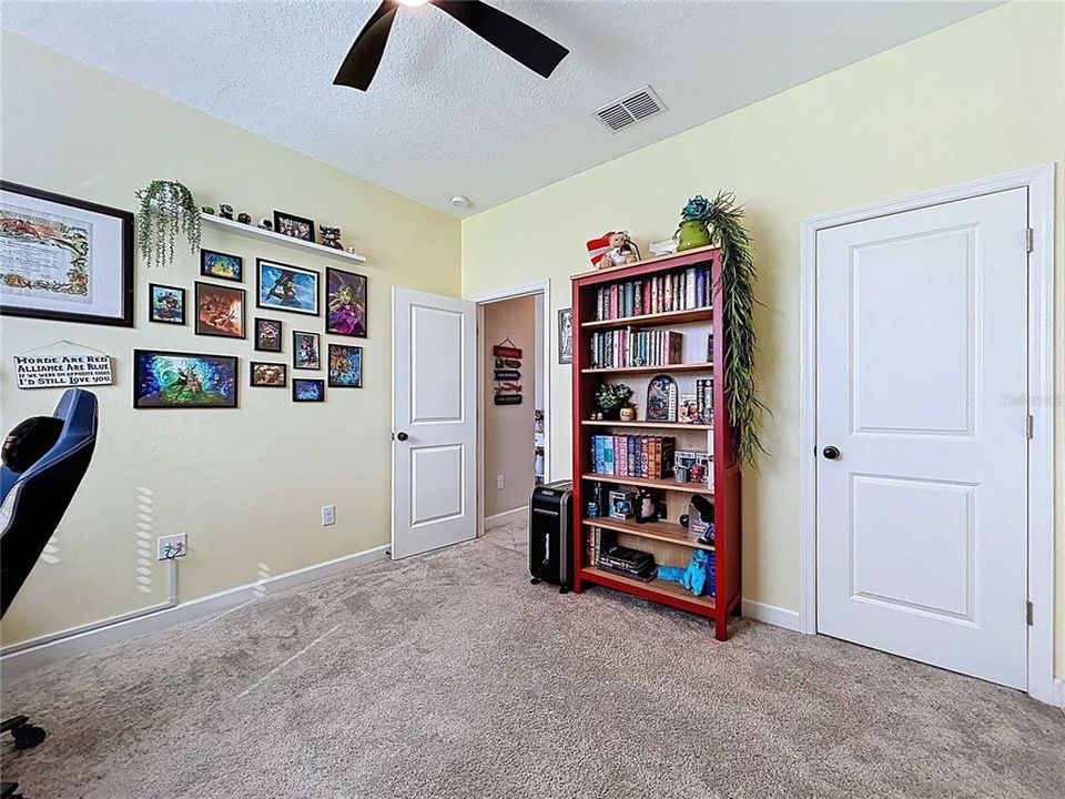 For Sale: $549,000 (4 beds, 3 baths, 2555 Square Feet)