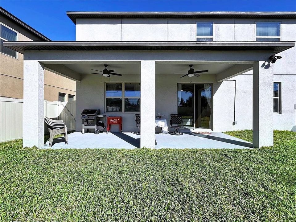 For Sale: $549,000 (4 beds, 3 baths, 2555 Square Feet)