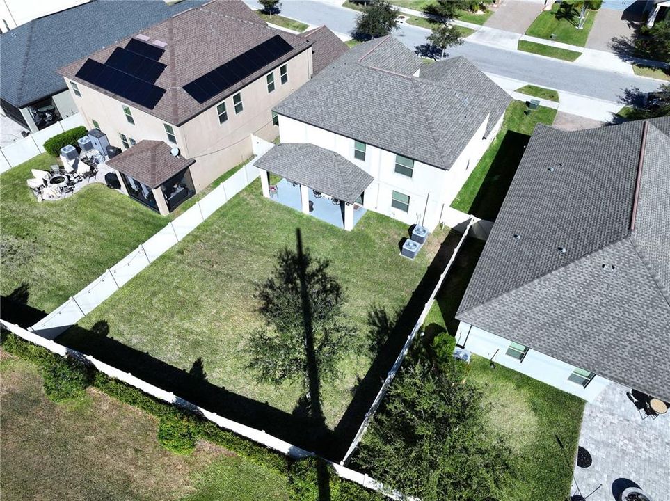 For Sale: $549,000 (4 beds, 3 baths, 2555 Square Feet)