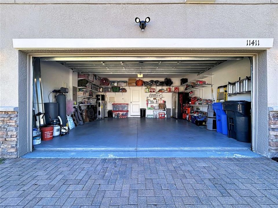 For Sale: $549,000 (4 beds, 3 baths, 2555 Square Feet)