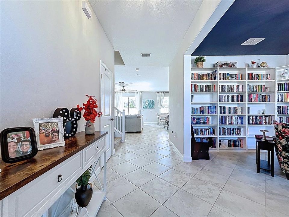 For Sale: $549,000 (4 beds, 3 baths, 2555 Square Feet)