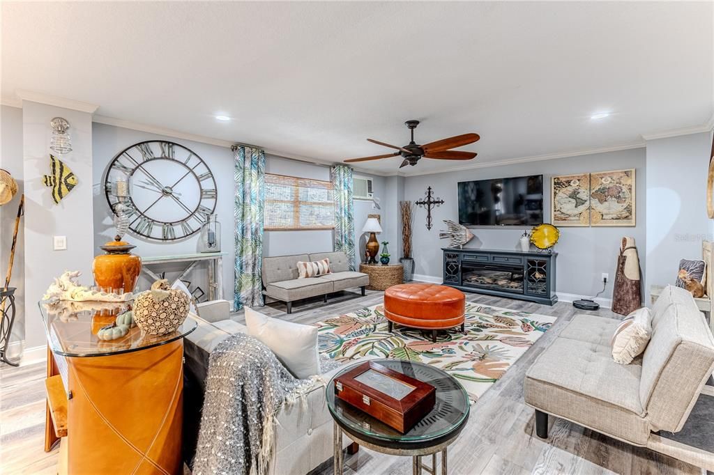 En Venta: $750,000 (3 camas, 2 baños, 2610 Pies cuadrados)