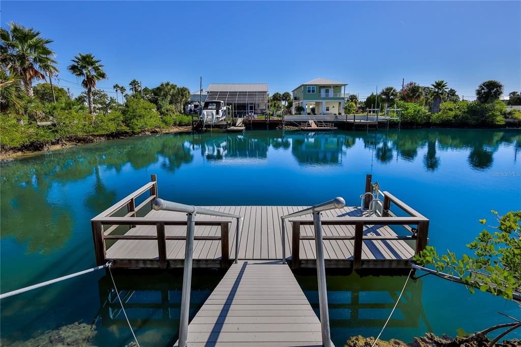 En Venta: $750,000 (3 camas, 2 baños, 2610 Pies cuadrados)