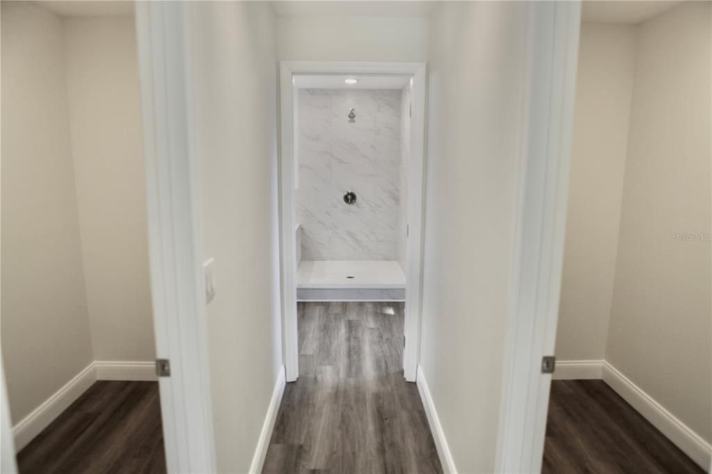 待售: $299,000 (4 贝兹, 2 浴室, 1654 平方英尺)