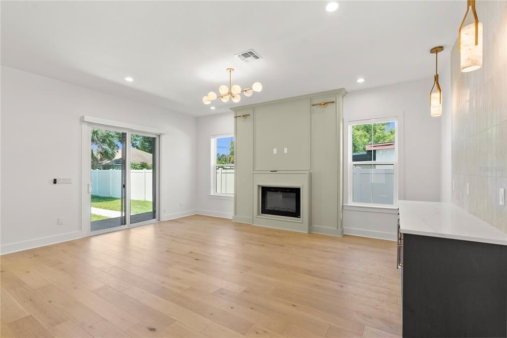 For Sale: $1,795,000 (5 beds, 5 baths, 3820 Square Feet)