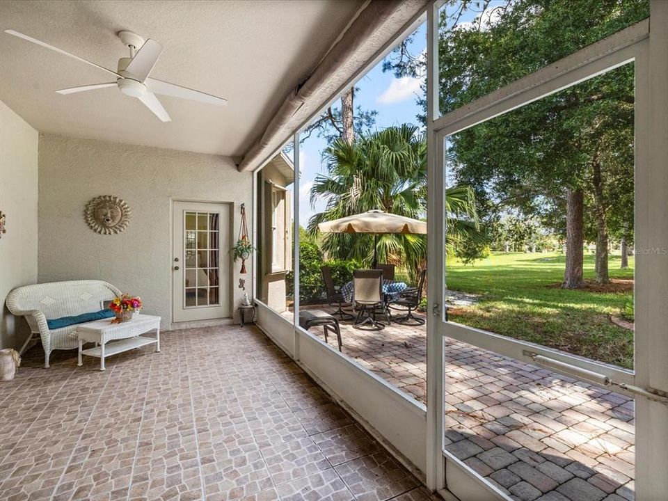 En Venta: $349,444 (3 camas, 2 baños, 1956 Pies cuadrados)