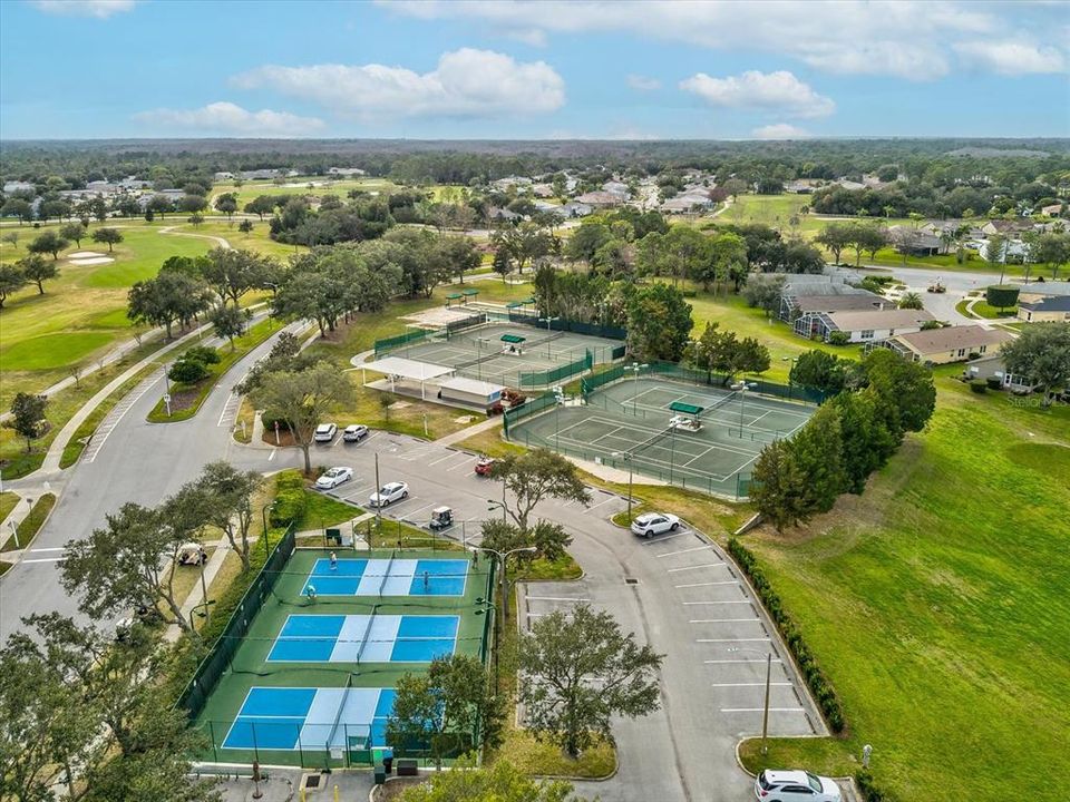 En Venta: $349,444 (3 camas, 2 baños, 1956 Pies cuadrados)