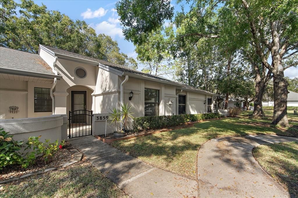 Activo con contrato: $265,000 (2 camas, 2 baños, 1197 Pies cuadrados)