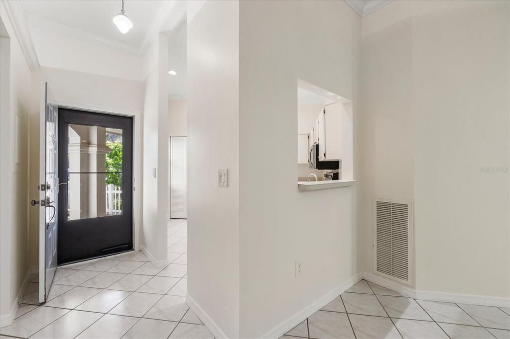 Activo con contrato: $265,000 (2 camas, 2 baños, 1197 Pies cuadrados)