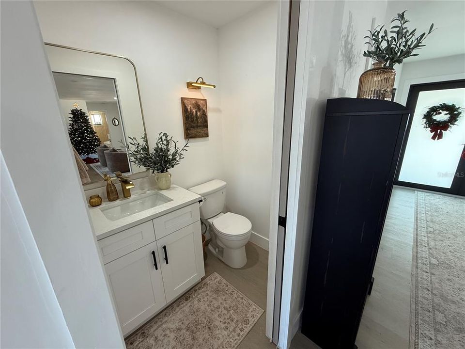 For Rent: $3,975 (3 beds, 2 baths, 1570 Square Feet)