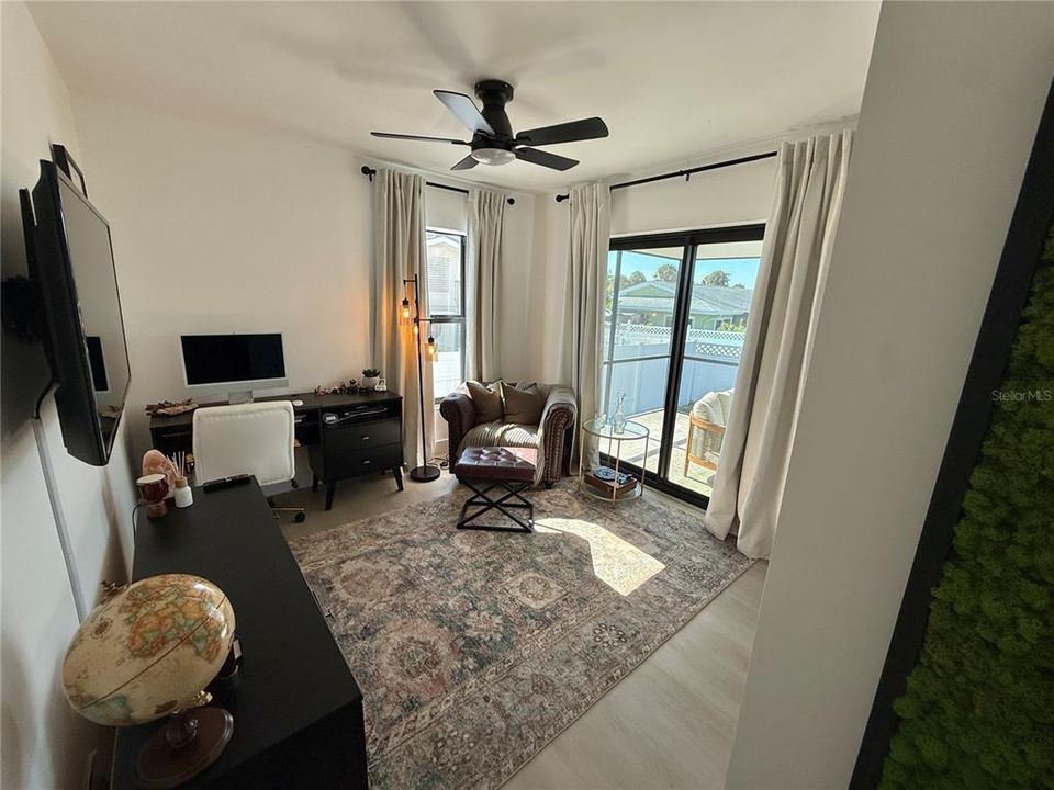 For Rent: $3,975 (3 beds, 2 baths, 1570 Square Feet)