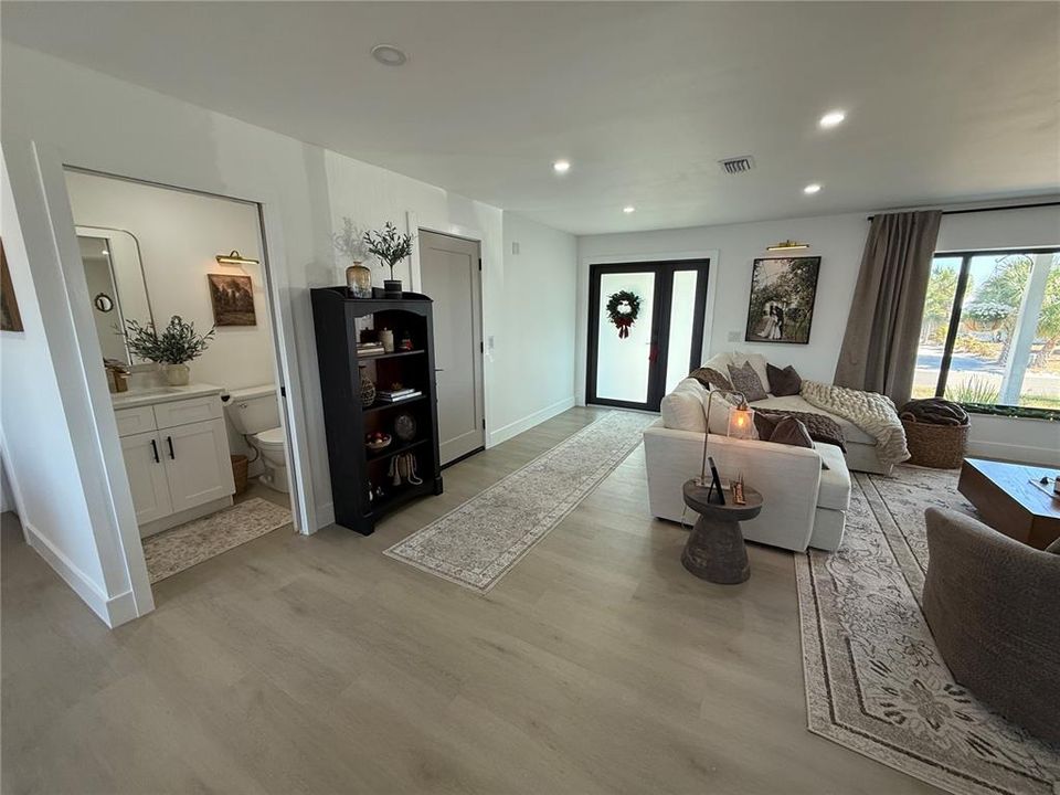 For Rent: $3,975 (3 beds, 2 baths, 1570 Square Feet)