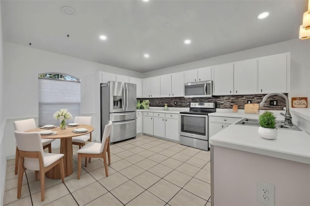 待售: $345,000 (3 贝兹, 2 浴室, 1826 平方英尺)