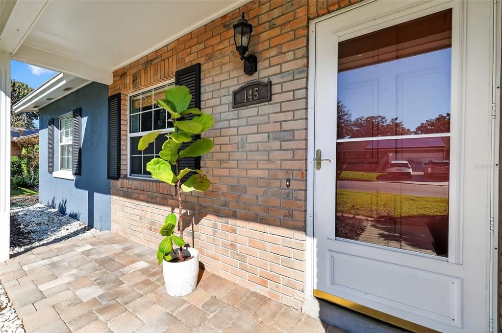 Activo con contrato: $454,500 (3 camas, 3 baños, 1780 Pies cuadrados)