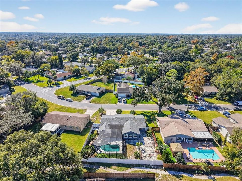 Activo con contrato: $454,500 (3 camas, 3 baños, 1780 Pies cuadrados)