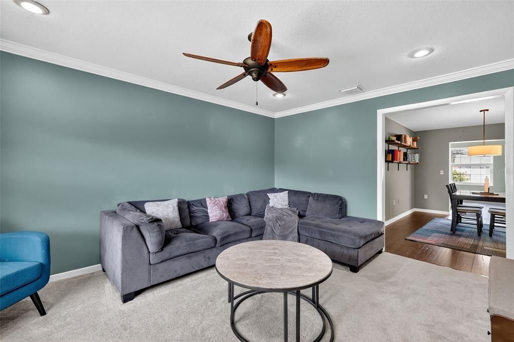 Activo con contrato: $454,500 (3 camas, 3 baños, 1780 Pies cuadrados)