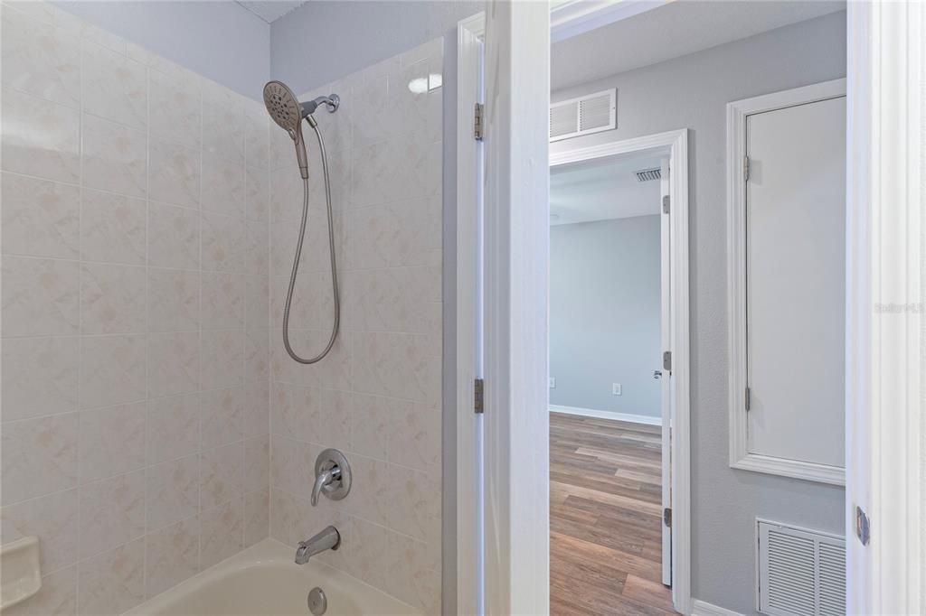 待售: $400,000 (3 贝兹, 2 浴室, 1881 平方英尺)